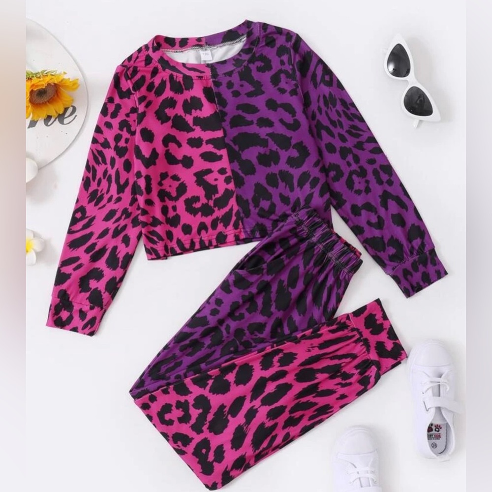 Cute two piece set for girls. Size 150. First 8-10 year old